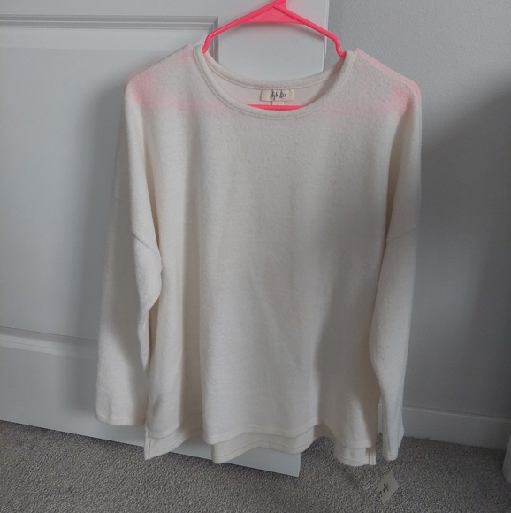 Style & Co. Tops - 🌺 Style & Co Sweatshirt